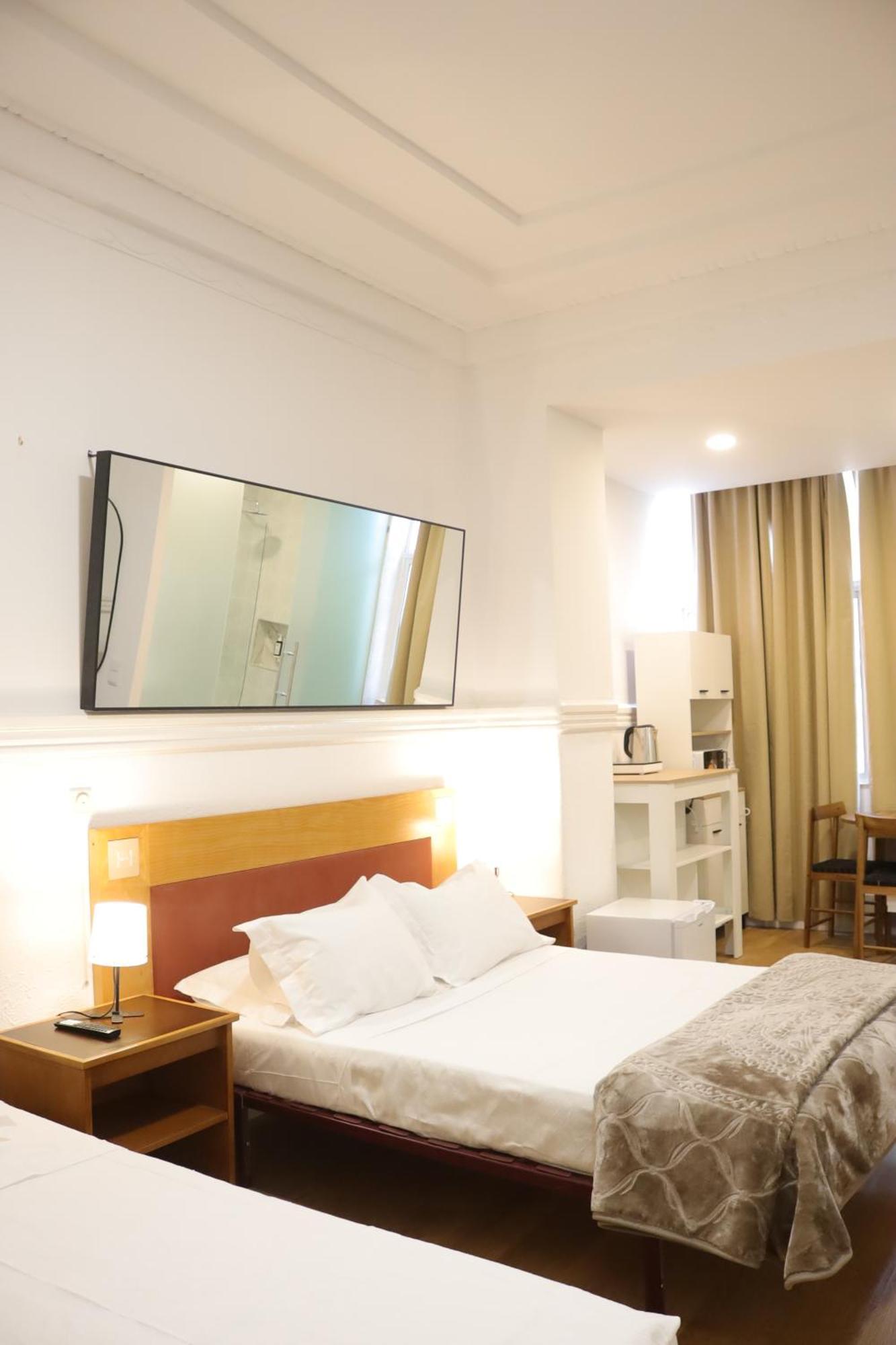 Midis - Local Accommodation Lissabon Exterior foto